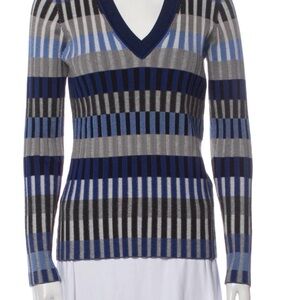 DIANE VON FURSTENBERG Women's Ribbed Blue gray Knit V Neck Sweater Small